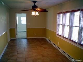 3111 Curtis Road Leonard, MI 48367 - Photo 6 of 17 Curtis Dining Area.jpg