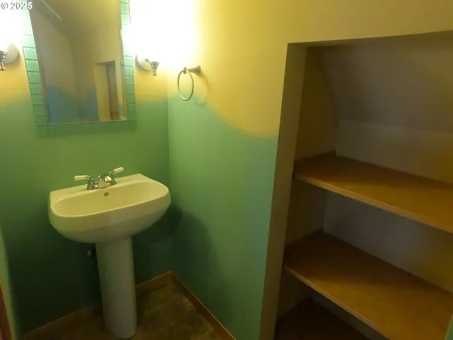 a view of an entryway