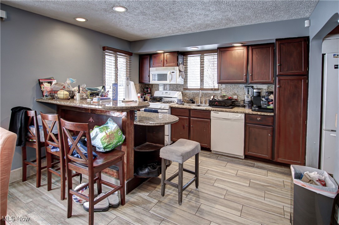 4011 Lancaster Road South Euclid, OH 44121 - Photo 6 of 21