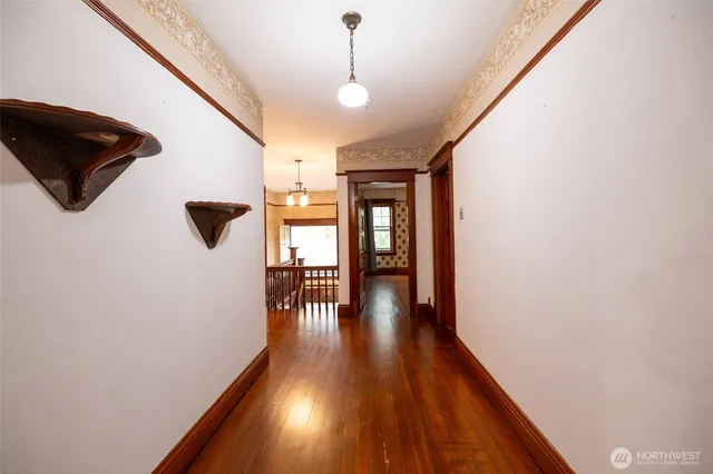 $675,000 | 1011 Caveness Drive, Centralia, WA 98531