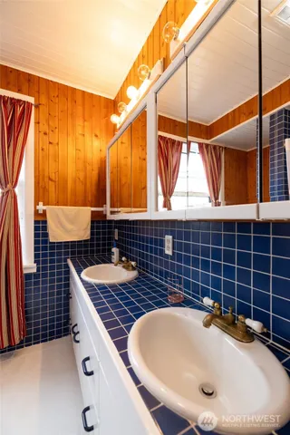 $675,000 | 1011 Caveness Drive, Centralia, WA 98531