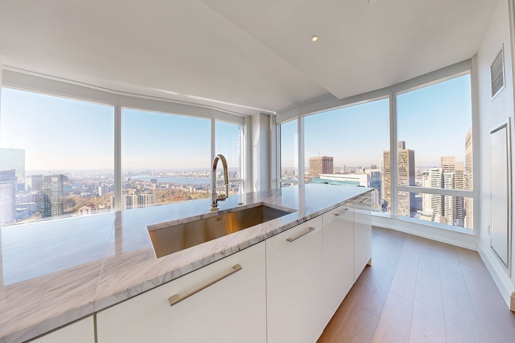 240 Devonshire Street, Unit 3901 Boston, MA 02110 - Photo 5 of 40