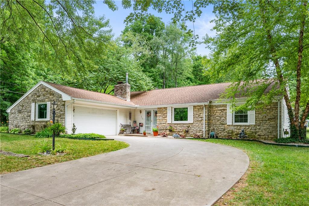 910 Raleigh Road Anderson, IN 46012 - Photo 1 of 37