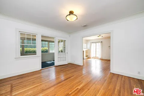$1,749,000 | 330 North Gower Street, Los Angeles, CA 90004