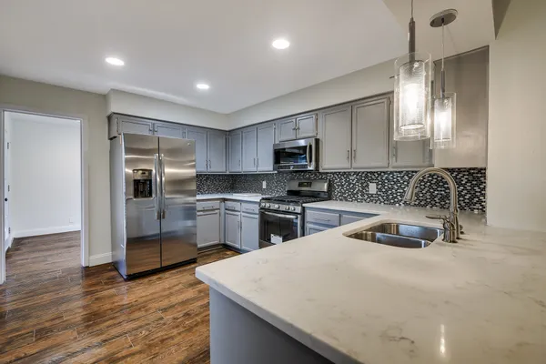 $3,000 | 2603 Creek Bend Circle, Round Rock, TX 78681