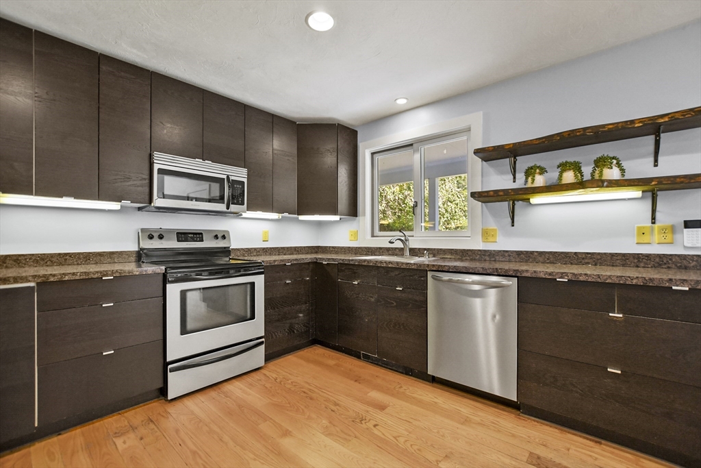 6 Angels Way Hopkinton, MA 01748 - Photo 13 of 41 Gallery Image 13
