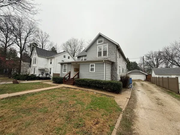 $249,900 | 1013 West Church Street, Champaign, IL 61821
