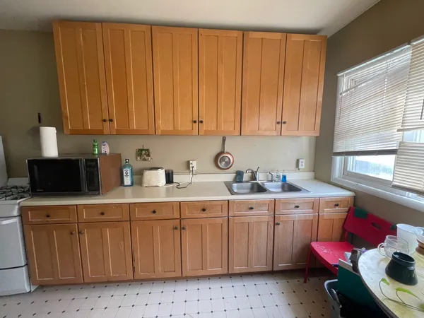 $249,900 | 1013 West Church Street, Champaign, IL 61821