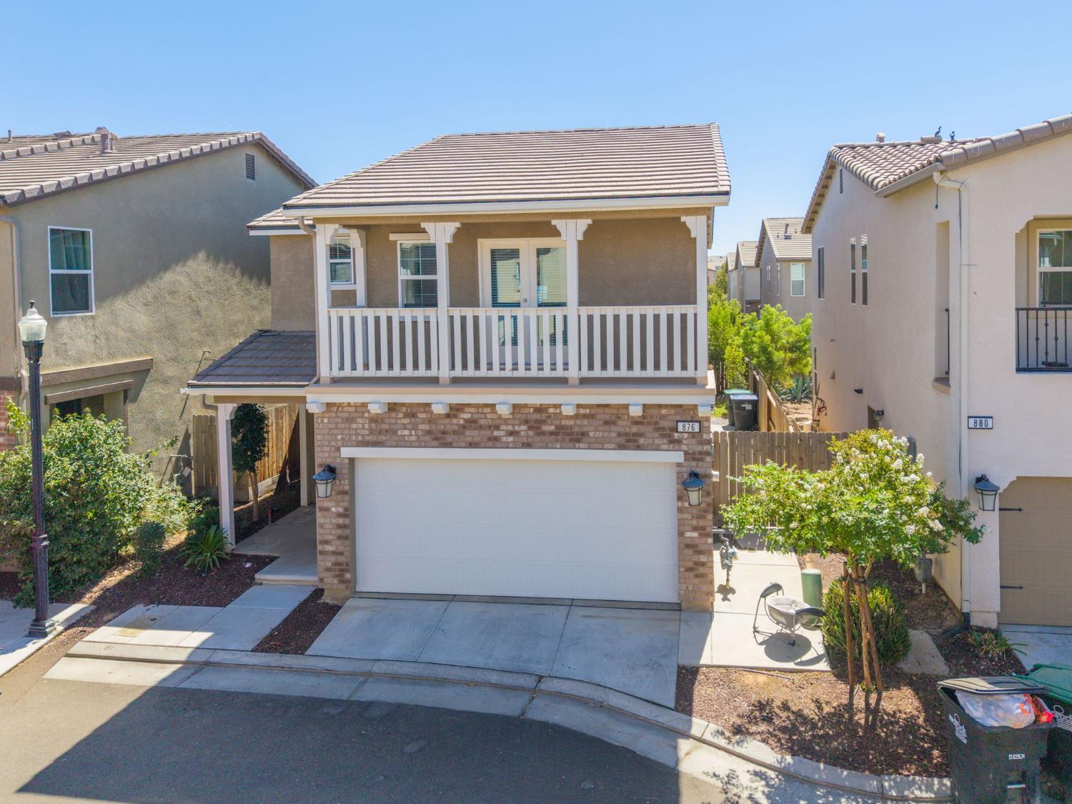 876 Winchell Way West Madera, CA 93636 - Photo 1 of 31 Gallery Image 1
