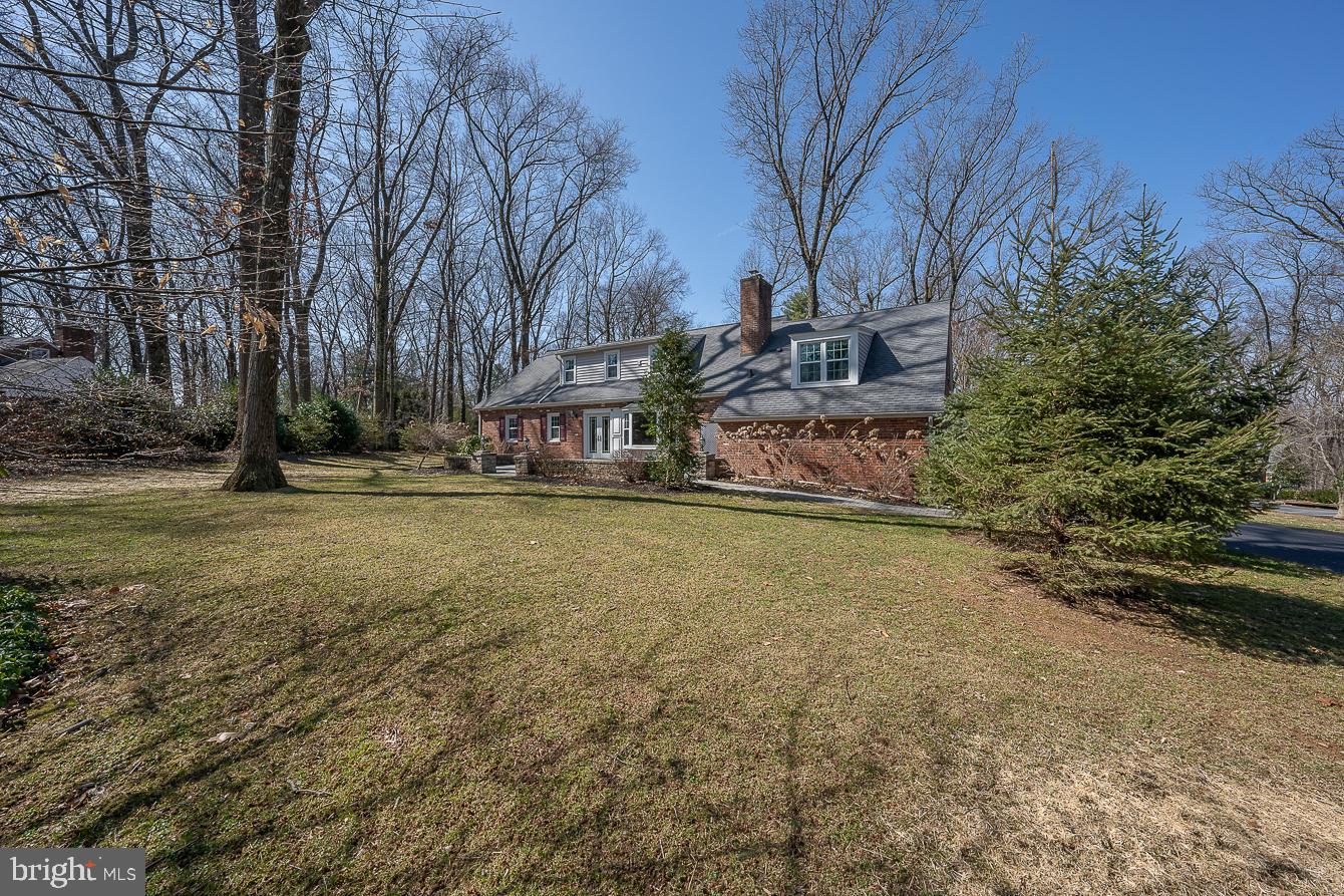 24 Northwoods Road Wayne, PA 19087 - Photo 53 of 56 Views of rear yard