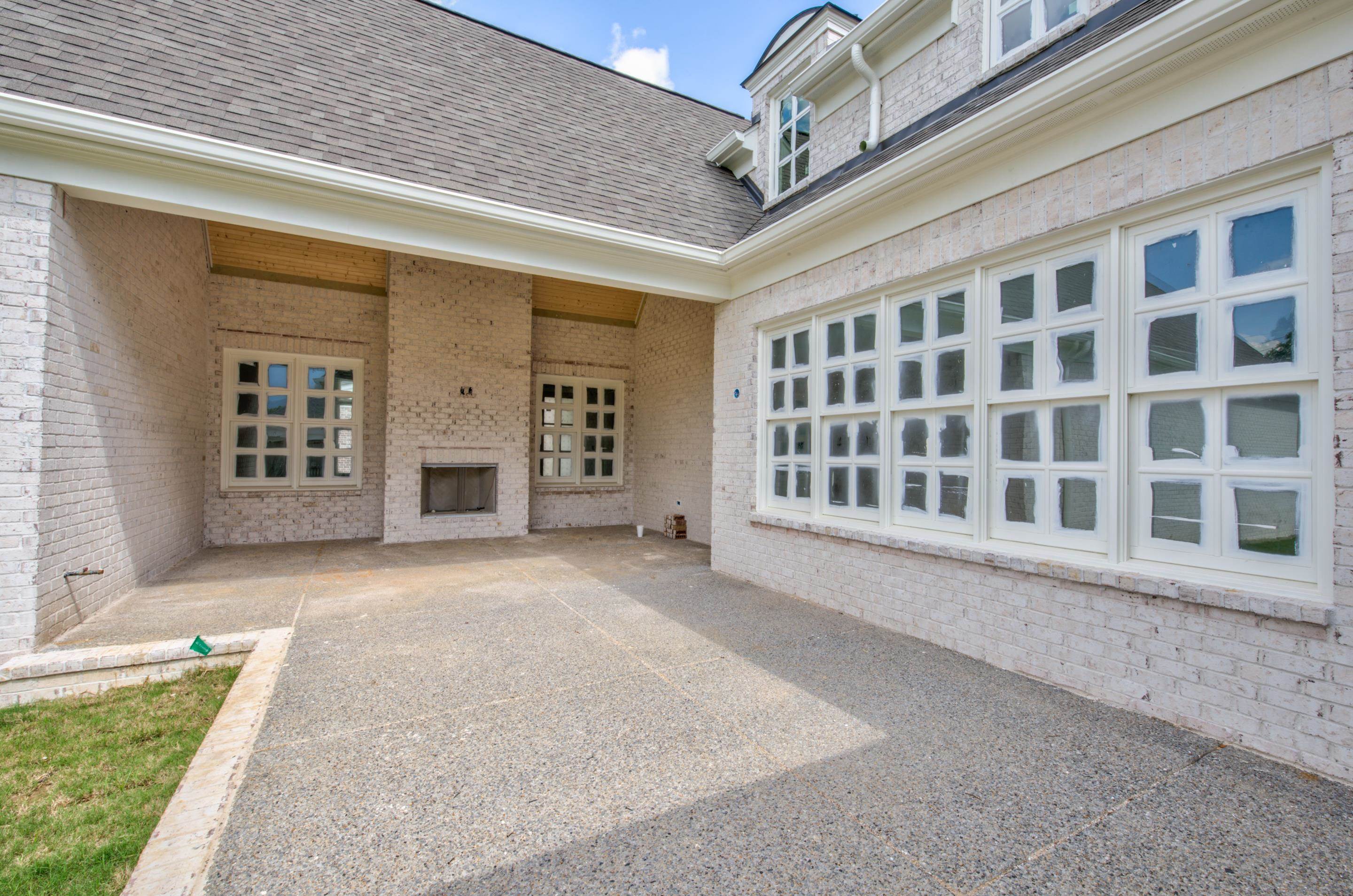 1244 Percheron Pass Collierville, TN 38017 - Photo 2 of 18 a view of an front door