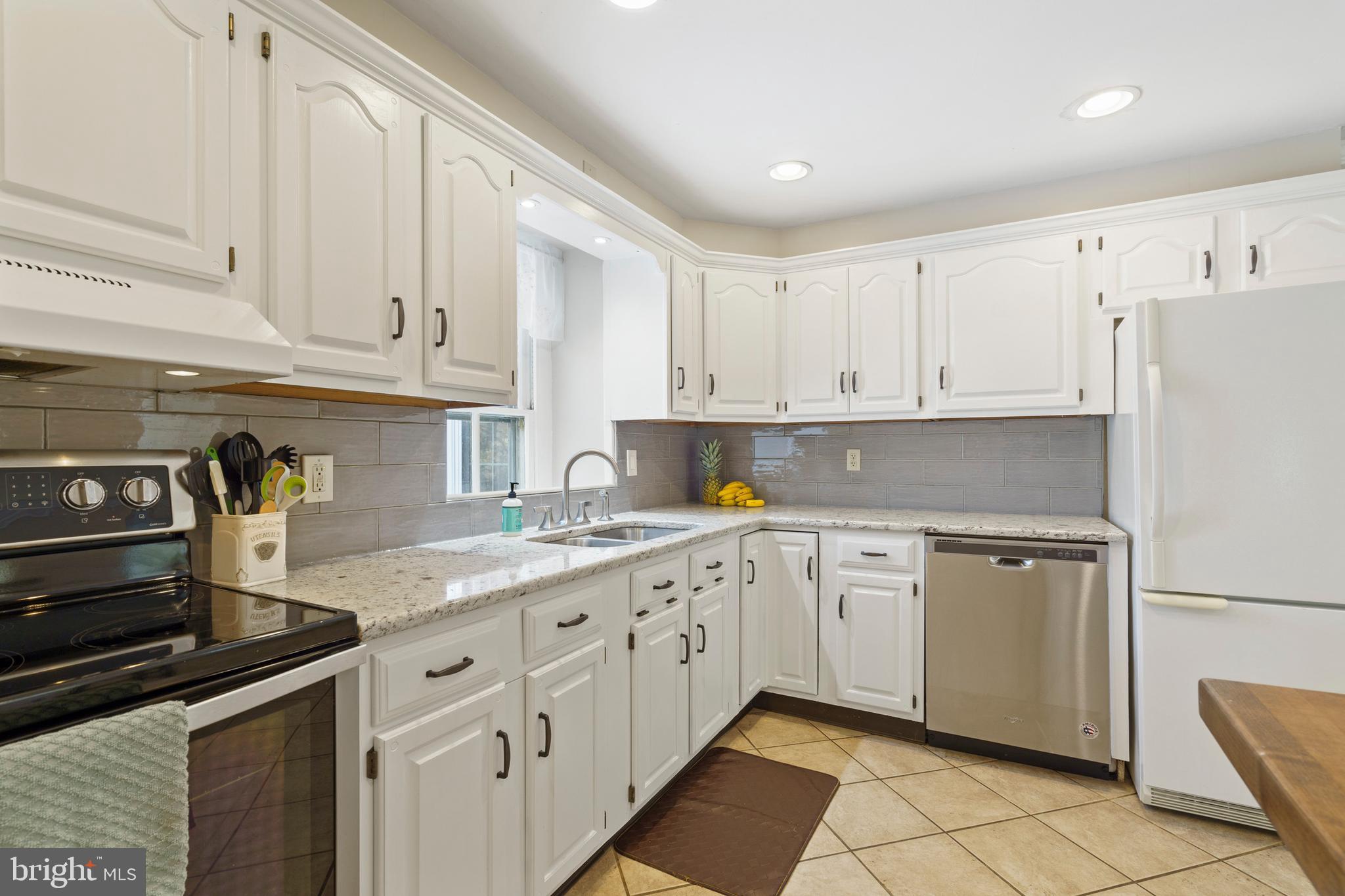 120 Alackness Road Spring City, PA 19475 - Photo 7 of 74