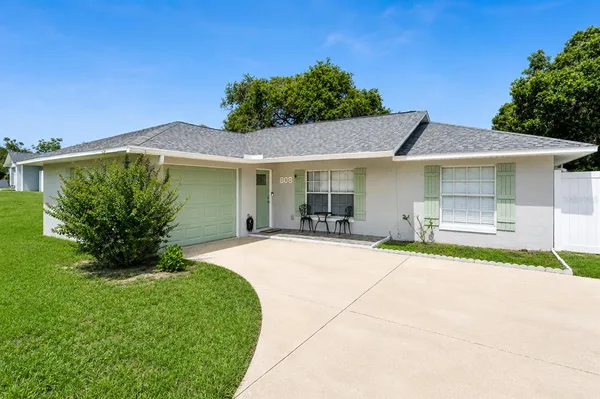 $329,000 | 808 Orange Brook Court, Minneola, FL 34715