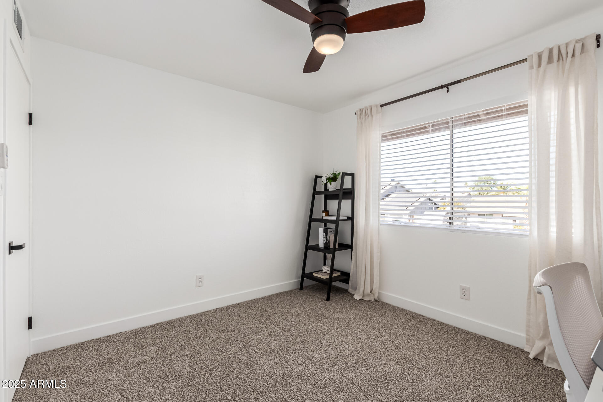 4129 West Hearn Road Phoenix, AZ 85053 - Photo 45 of 54 55 - Hearn