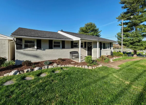 $375,000 | 110 Oakwood Drive, Bridgewater, VA 22812