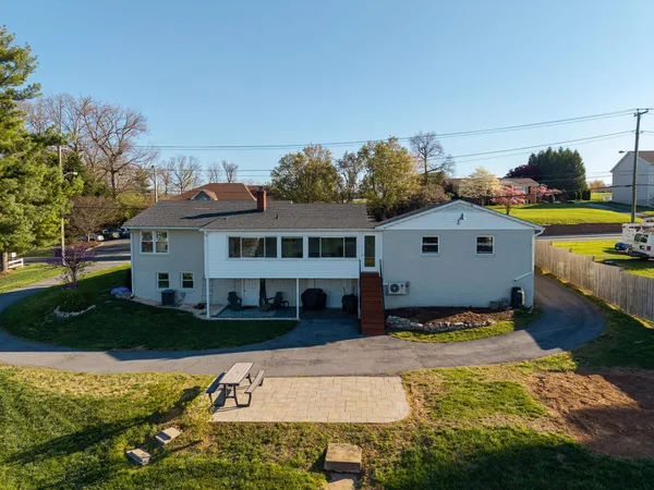 $375,000 | 110 Oakwood Drive, Bridgewater, VA 22812