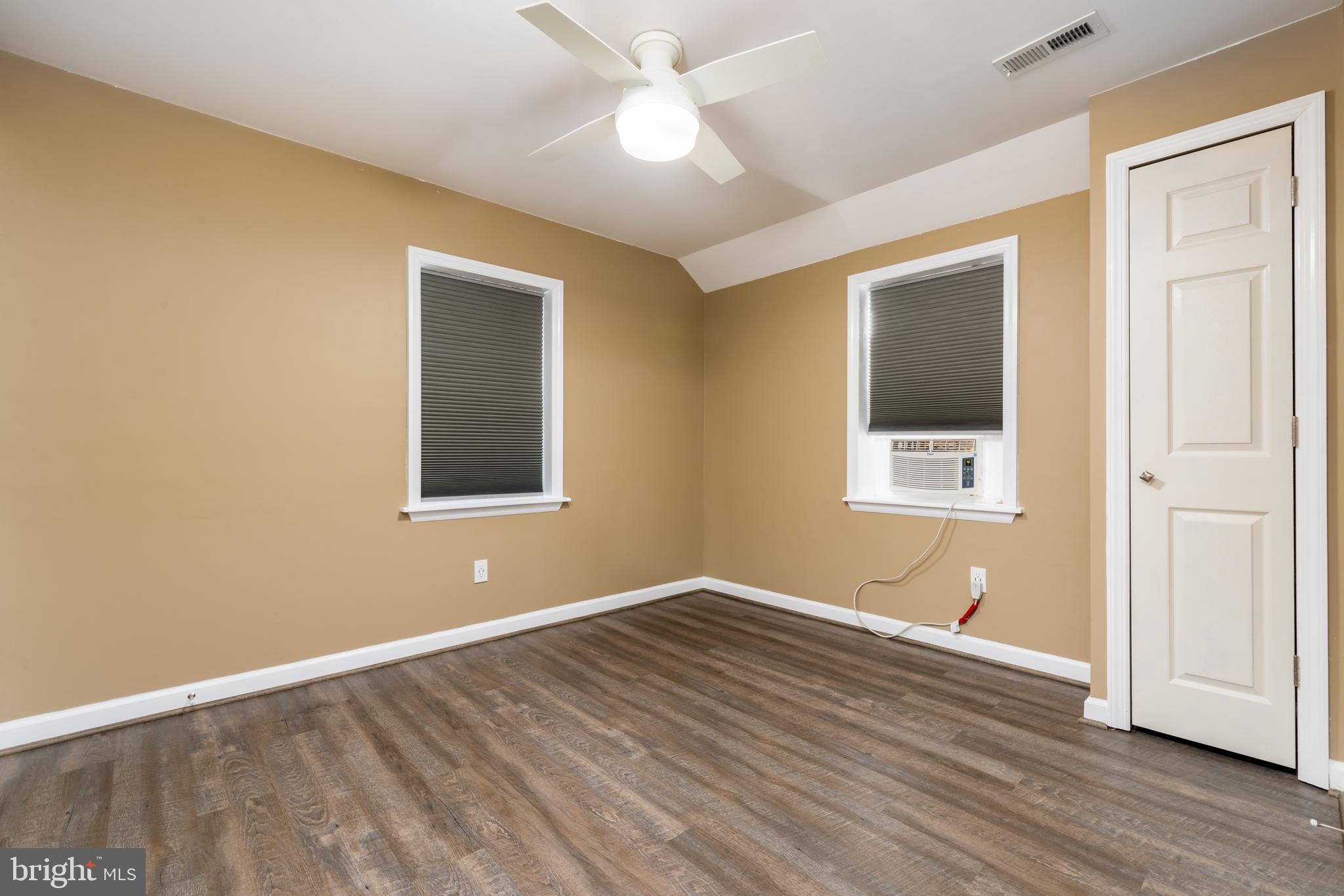 3516 Louth Road Dundalk, MD 21222 - Photo 10 of 24 Gallery Image 10