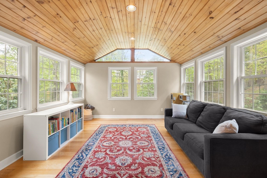 395 North Road Sudbury, MA 01776 - Photo 13 of 28