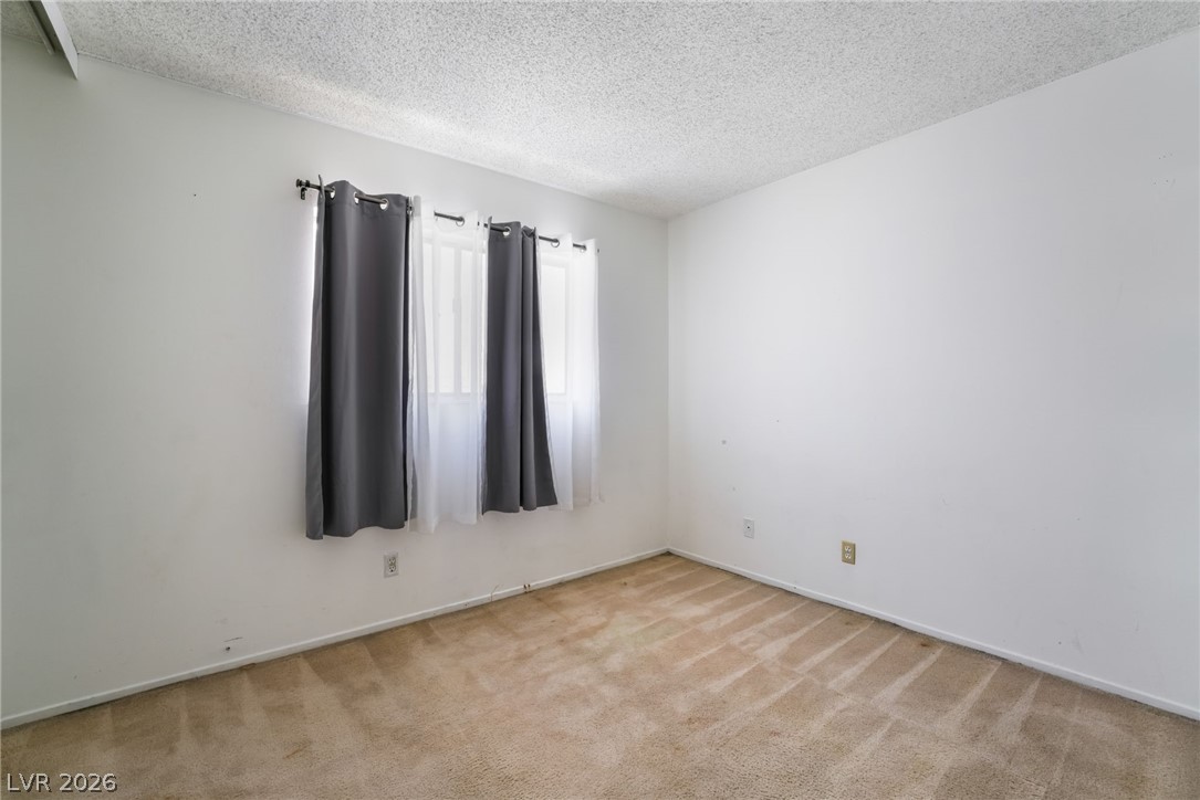 2102 East Russell Road Las Vegas, NV 89119 - Photo 18 of 35