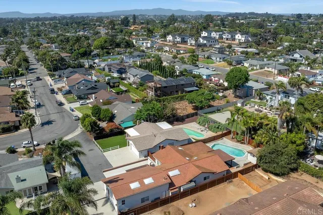 $1,795,000 | 1541 Lauralynn Place, Oceanside, CA 92054