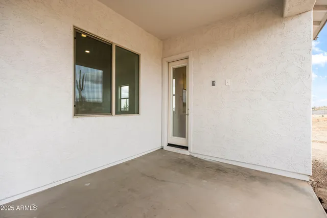 $857,230 | 1 North Brenner Pass Road, Unit W1, Queen Creek, AZ 85144