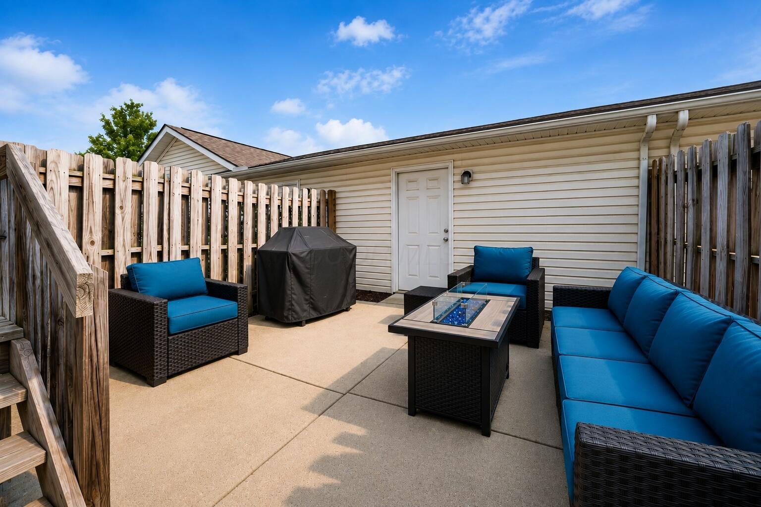 649 Lazelle Road Westerville, OH 43081 - Photo 30 of 31 Patio 2