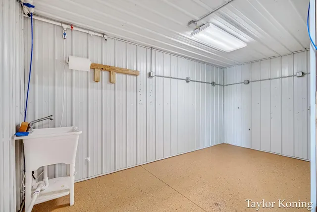 $629,900 | 3111 North 128th Avenue, Hart, MI 49420