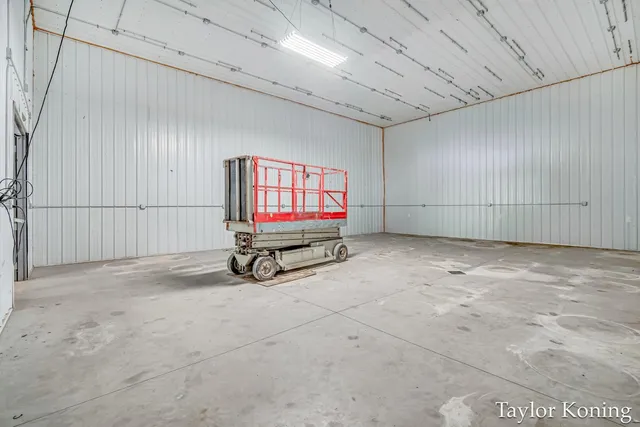 $629,900 | 3111 North 128th Avenue, Hart, MI 49420