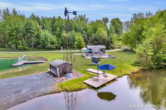 $629,900 | 3111 North 128th Avenue, Hart, MI 49420