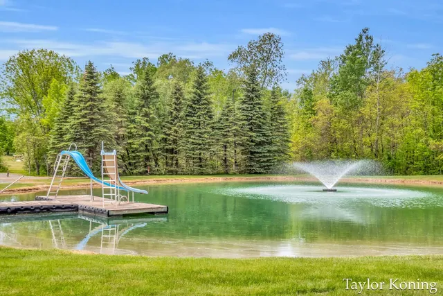 $629,900 | 3111 North 128th Avenue, Hart, MI 49420