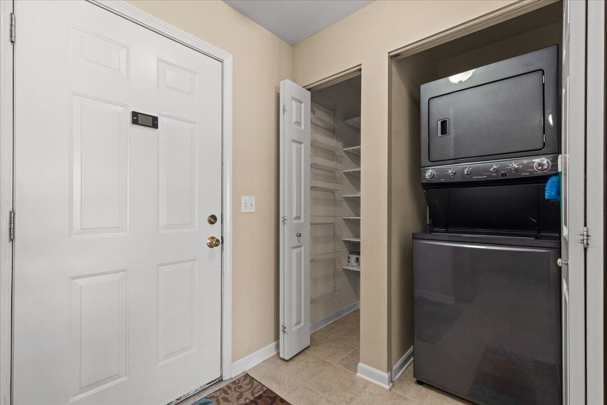 316 56th Street, Unit 207 Kenosha, WI 53140 - Photo 14 of 33 07-56th St-7