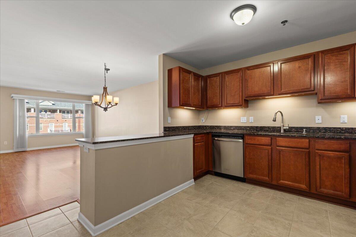 316 56th Street, Unit 207 Kenosha, WI 53140 - Photo 15 of 33 08-56th St-8