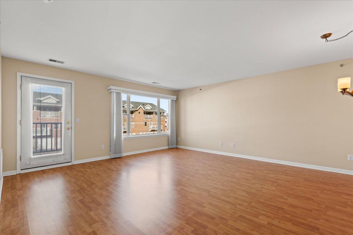 316 56th Street, Unit 207 Kenosha, WI 53140 - Photo 21 of 33 17-56th St-17