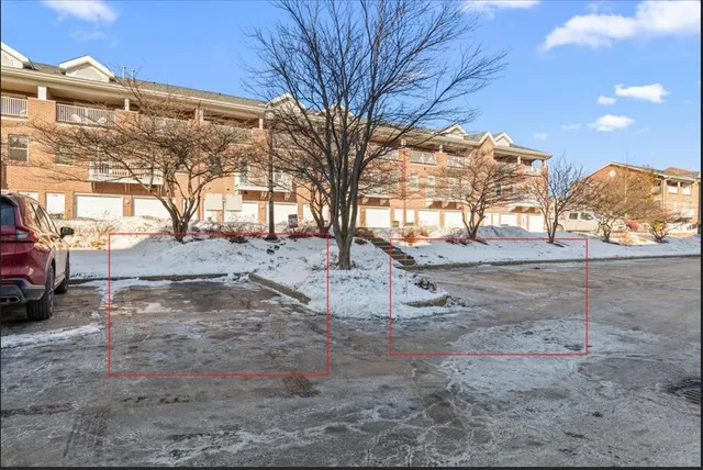 $274,900 | 316 56th Street, Unit 207, Kenosha, WI 53140