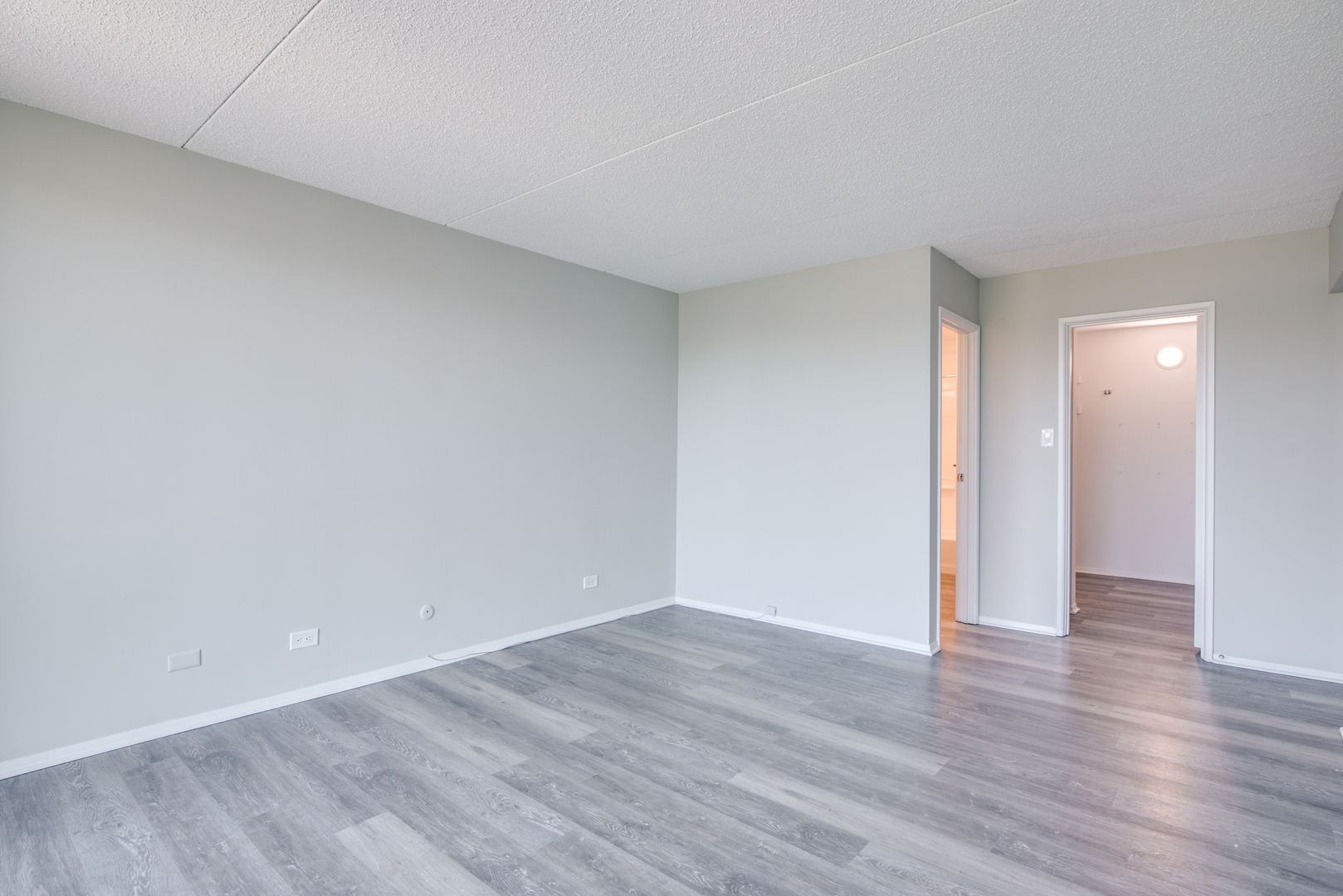 2015 South Finley Road, Unit 612 Lombard, IL 60148 - Photo 22 of 26