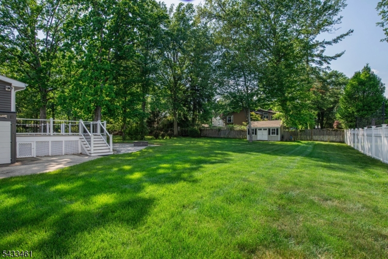 77 Rockwood Road Florham Park, NJ 07932 - Photo 42 of 47