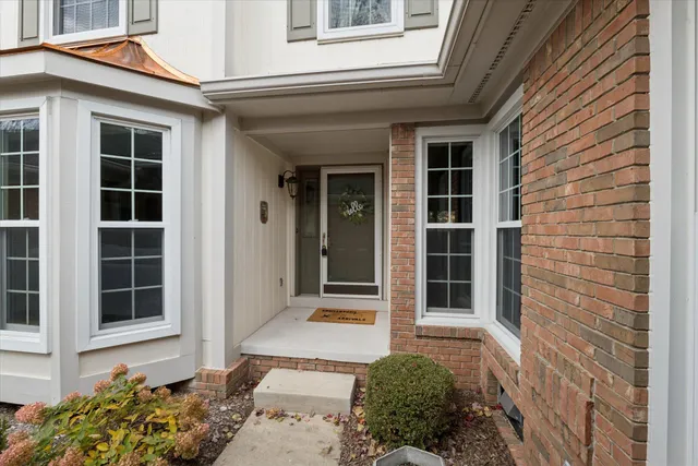 $497,500 | 39574 Village Run Drive, Northville, MI 48168