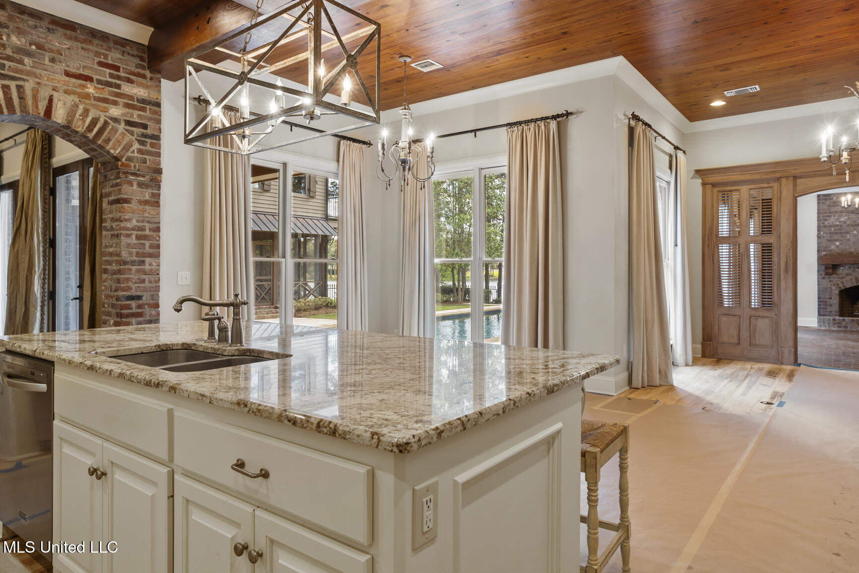 111 Johnstone Drive Madison, MS 39110 - Photo 10 of 59 111 Johnstone