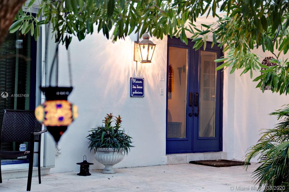 7975 Biscayne Point Circle Miami Beach, FL 33141 - Photo 2 of 34