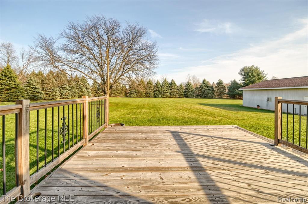 4042 North Gale Road Davison, MI 48423 - Photo 4 of 46
