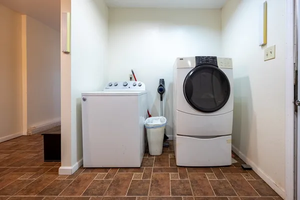 $650,000 | 1596 Mule Creek Road, Robert Lee, TX 76945