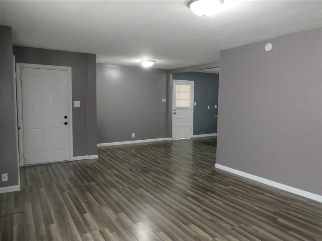 3953 South Scatterfield Road Anderson, IN 46013 - Photo 4 of 22