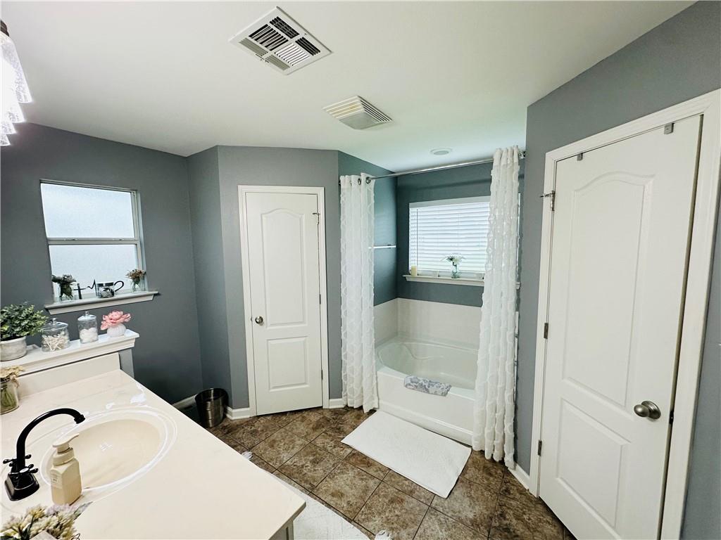 306 Allie Lane Luling, LA 70070 - Photo 10 of 15