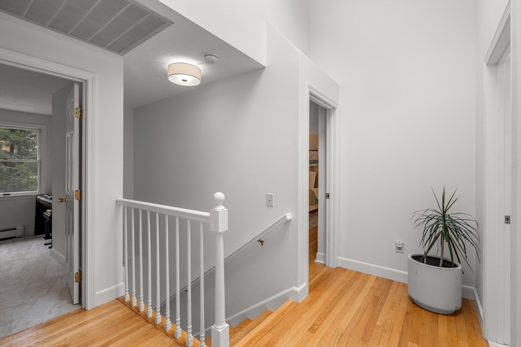 322 Concord Road Wayland, MA 01778 - Photo 16 of 35