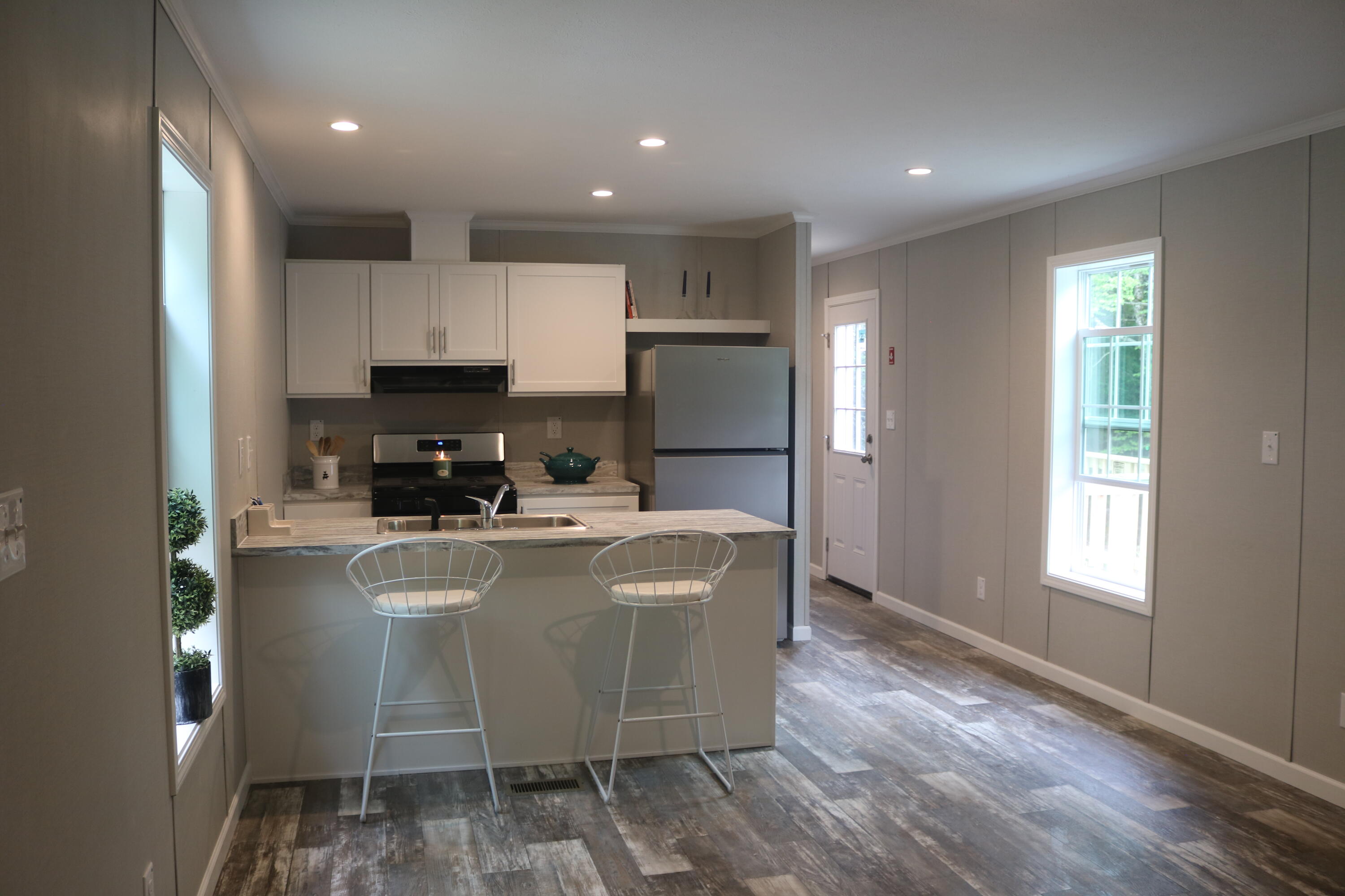 51 White Orchard Road Frankfort, ME 04438 - Photo 7 of 33