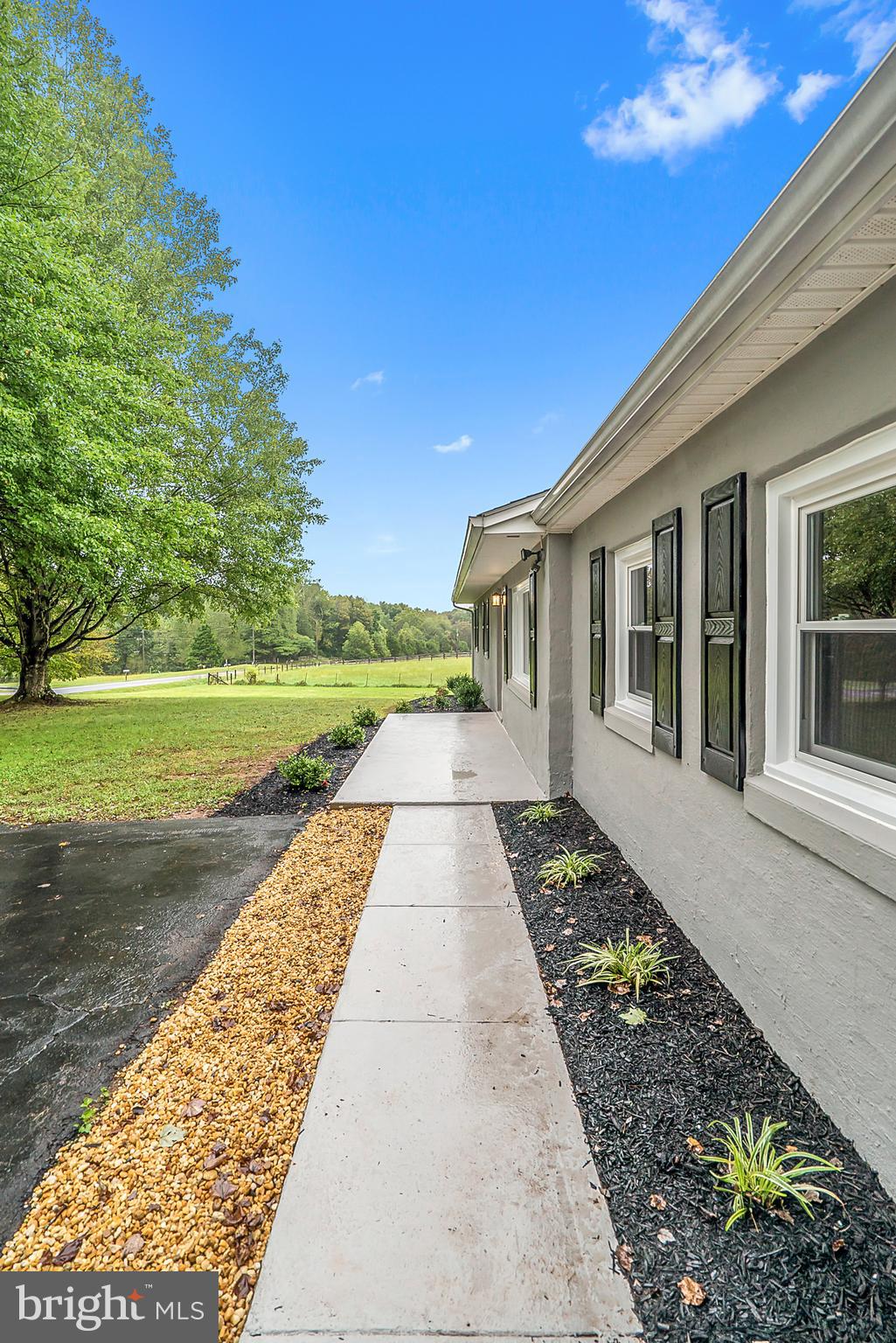 5613 Balls Mill Road Midland, VA 22728 - Photo 15 of 19 Exterior (Front)