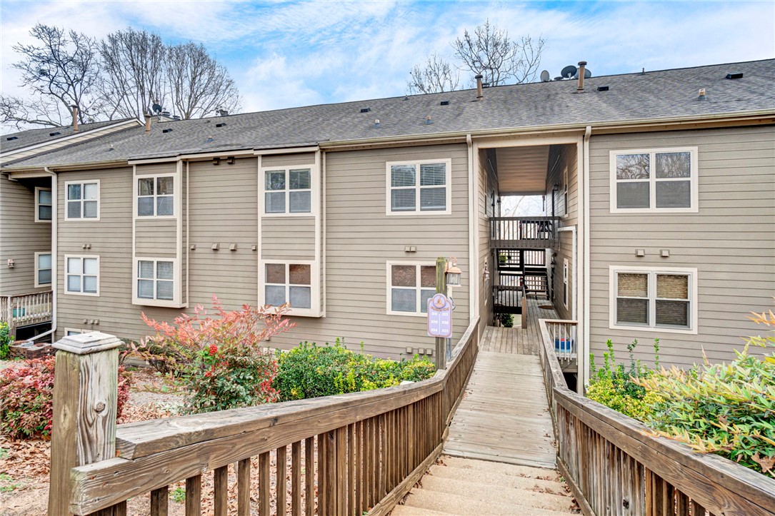 114 Captains Way Anderson, SC 29625 - Photo 1 of 35