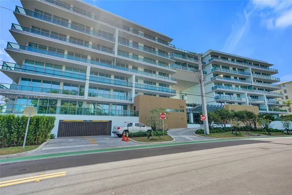 $7,800 | 9221 East Bay Harbor Drive, Unit 210, Bay Harbor Islands, FL 33154
