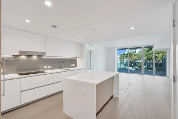 $6,500 | 9221 East Bay Harbor Drive, Unit 210, Bay Harbor Islands, FL 33154
