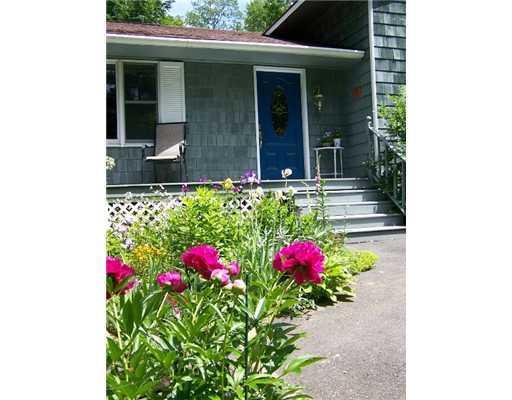 23 Beechwood Road Winthrop, ME 04364 - Photo 24 of 25 Exterior Front.